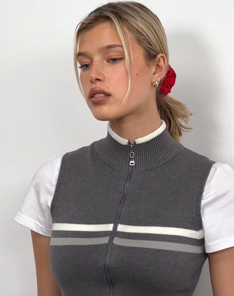 Tabeya ärmellose Strickjacke in Grau - Image 3