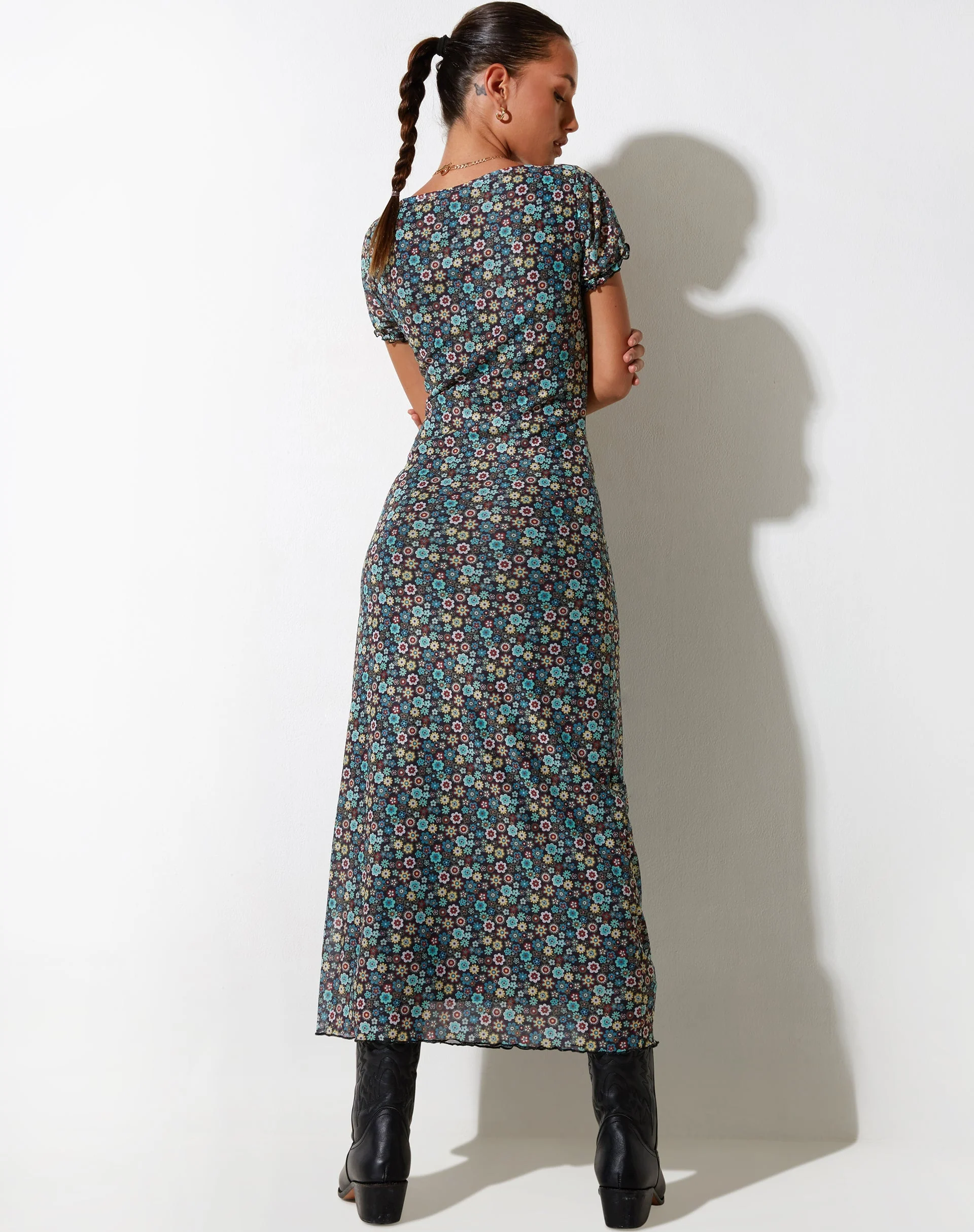 Taliah Maxikleid in Folk Floral - Image 3