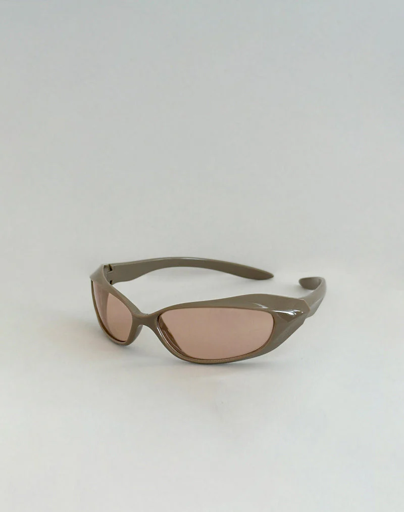 Tatan Wrap Around Sonnenbrille in Taupe - Image 3