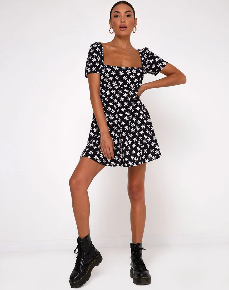 Thalia Babydoll Kleid in 90's Daisy Schwarz und Weiß - Image 3