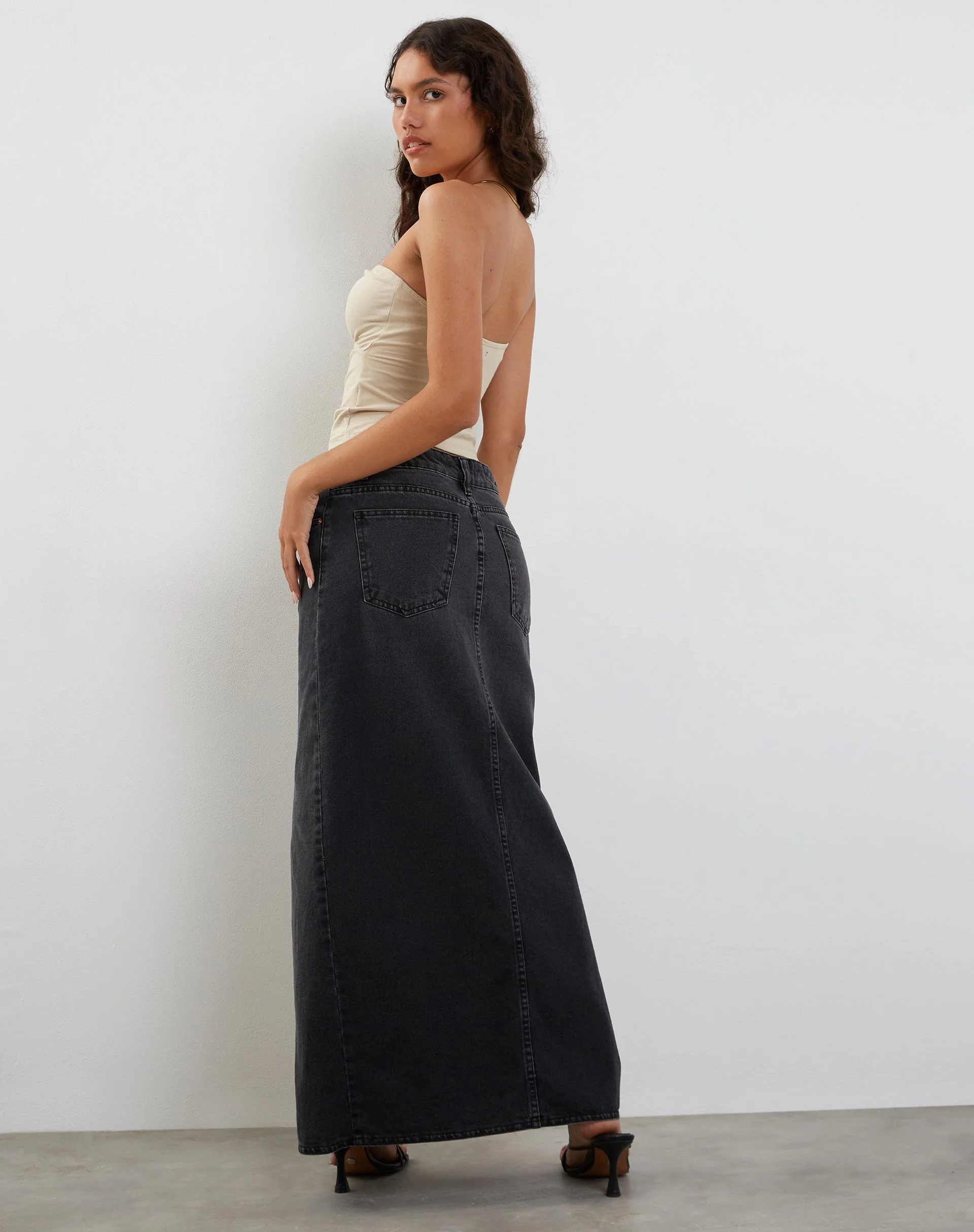 Tifose Bandeau Twist Front Top in Kokosnussmilch - Image 5