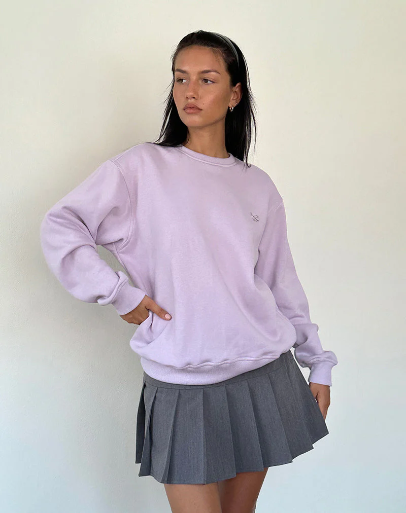 Tillie Pullover in Violett mit grauer Schleifenstickerei - Image 2
