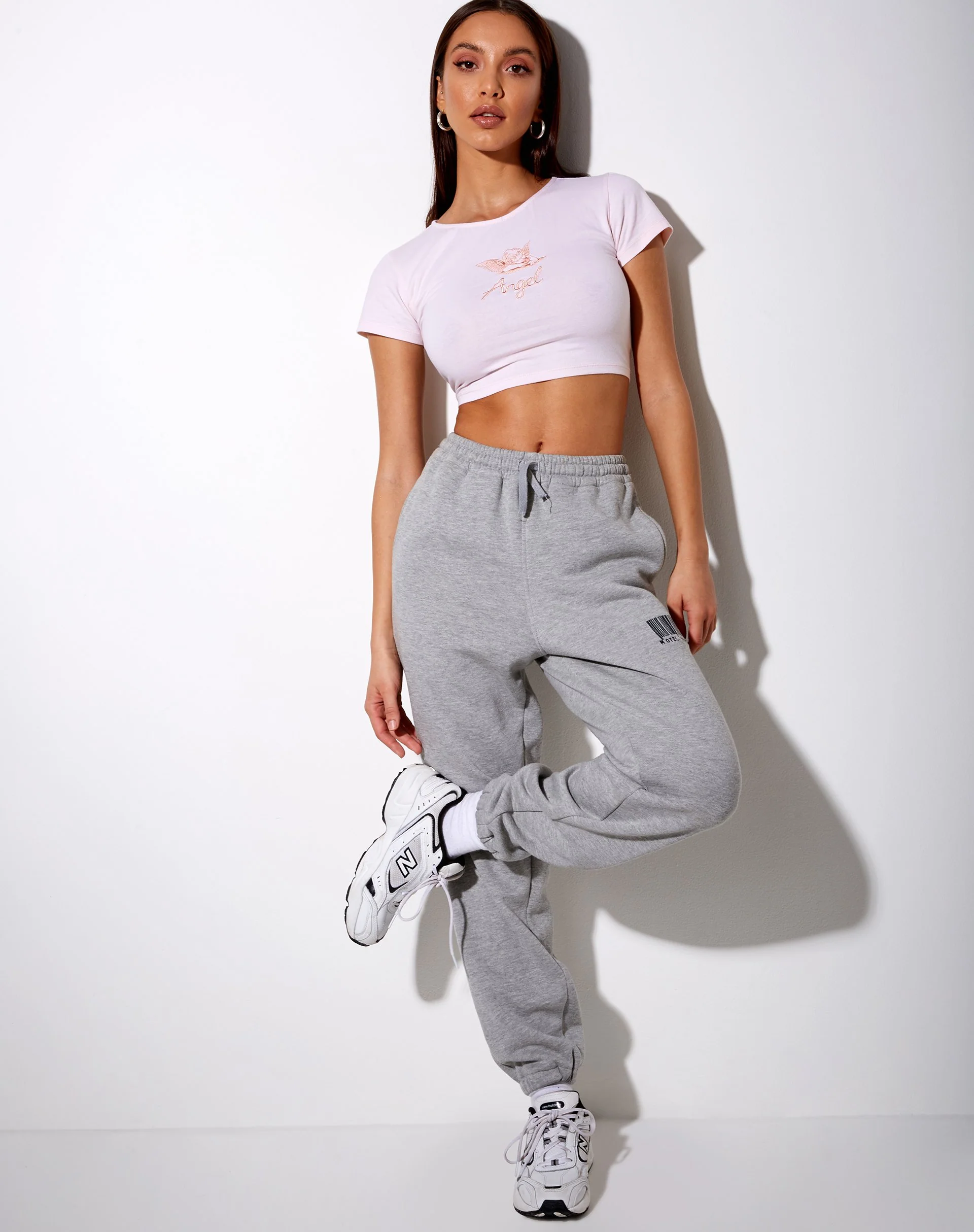 Tindy Crop Top in Rosarot Angelo 'Angel' Stickerei - Image 4