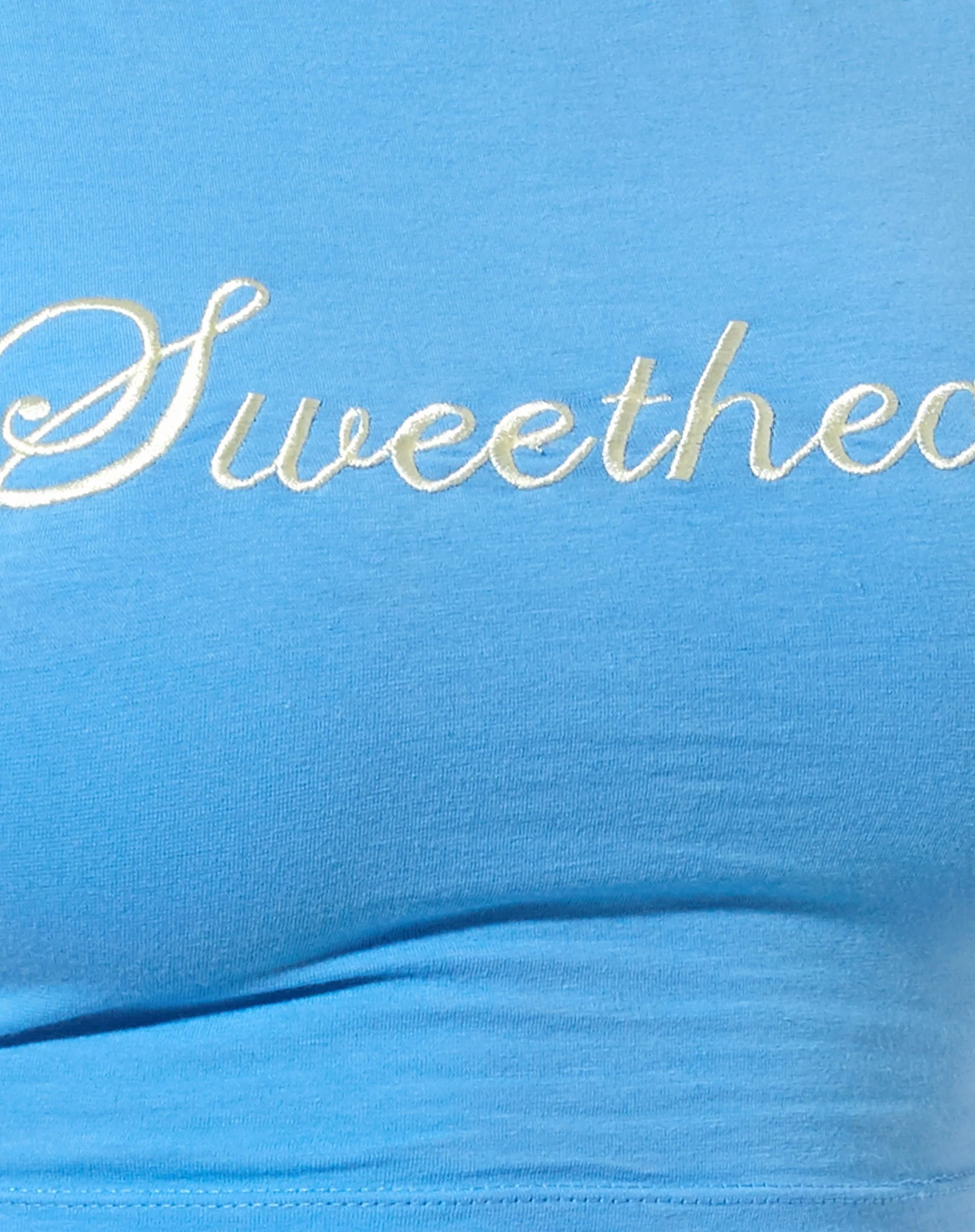 Tindy Crop Top in Blau mit Sweetheart-Stickerei - Image 6