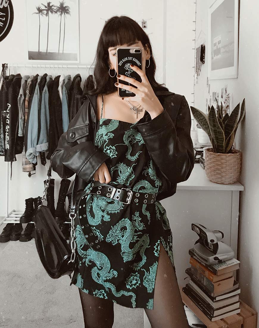 Tista Kleid in Drachenblume Schwarz und Mint - Image 4