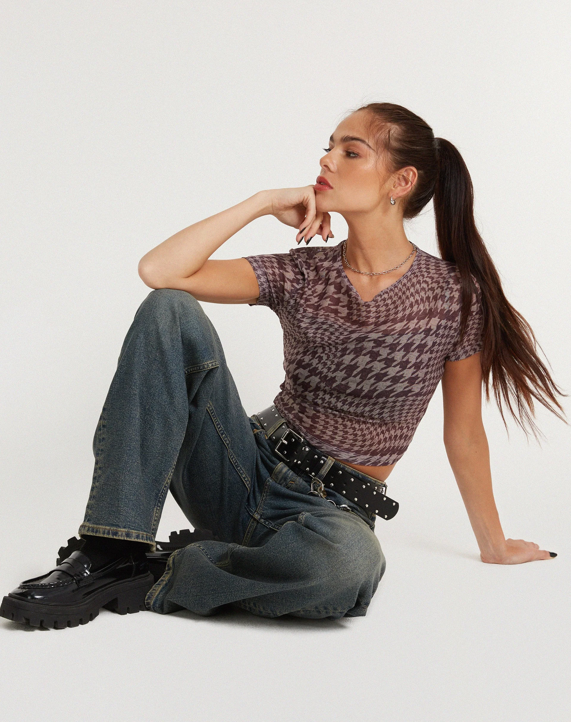 Tonia Bedrucktes Netz-T-Shirt in Warped Houndstooth Braun - Image 4