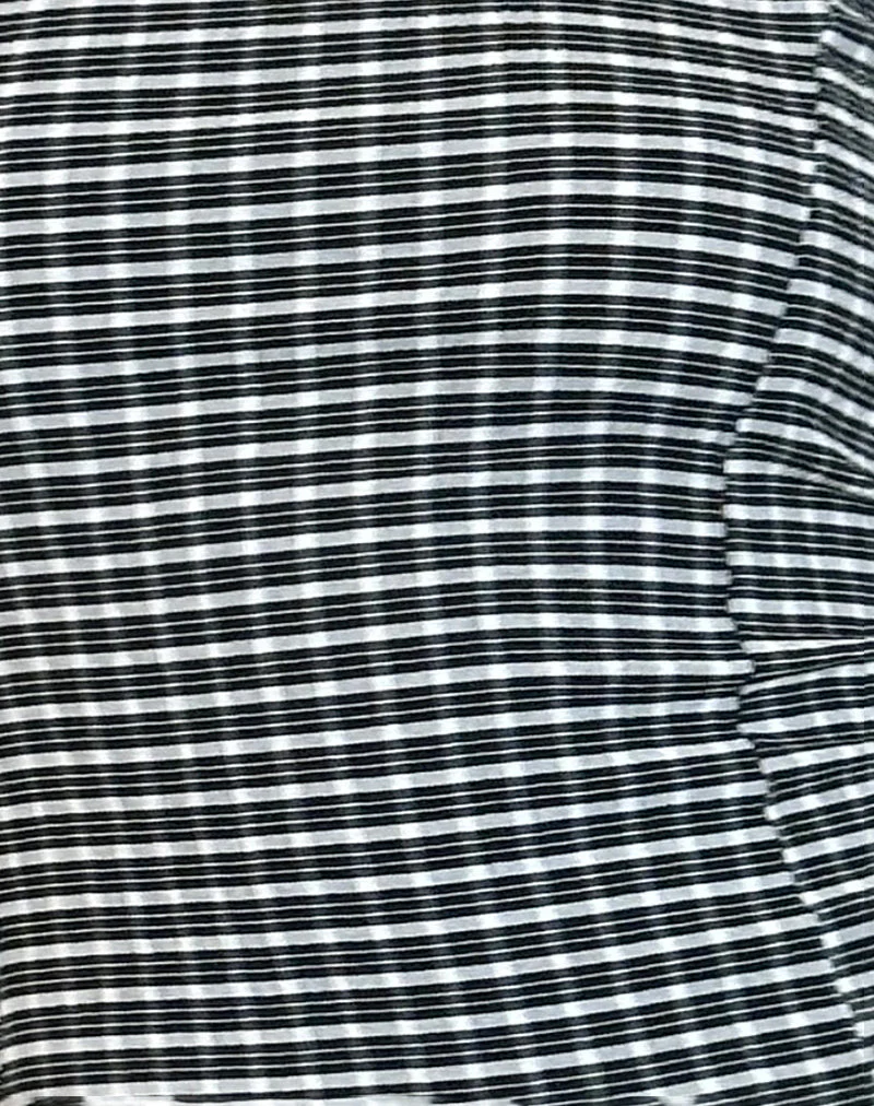 Totori Top aus Crinkle Check Schwarz Grau - Image 5
