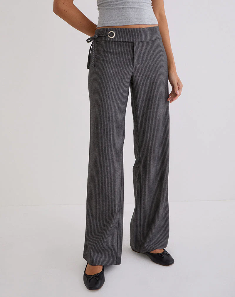 Tova Tie Tailoring Hose in Nadelstreifen grau