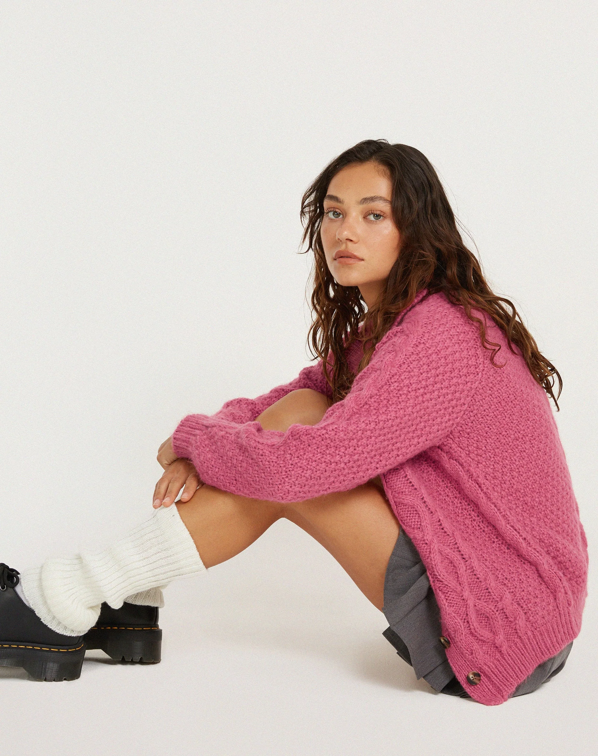 Triny Cardi aus Kabelstrick in Rosa - Image 5