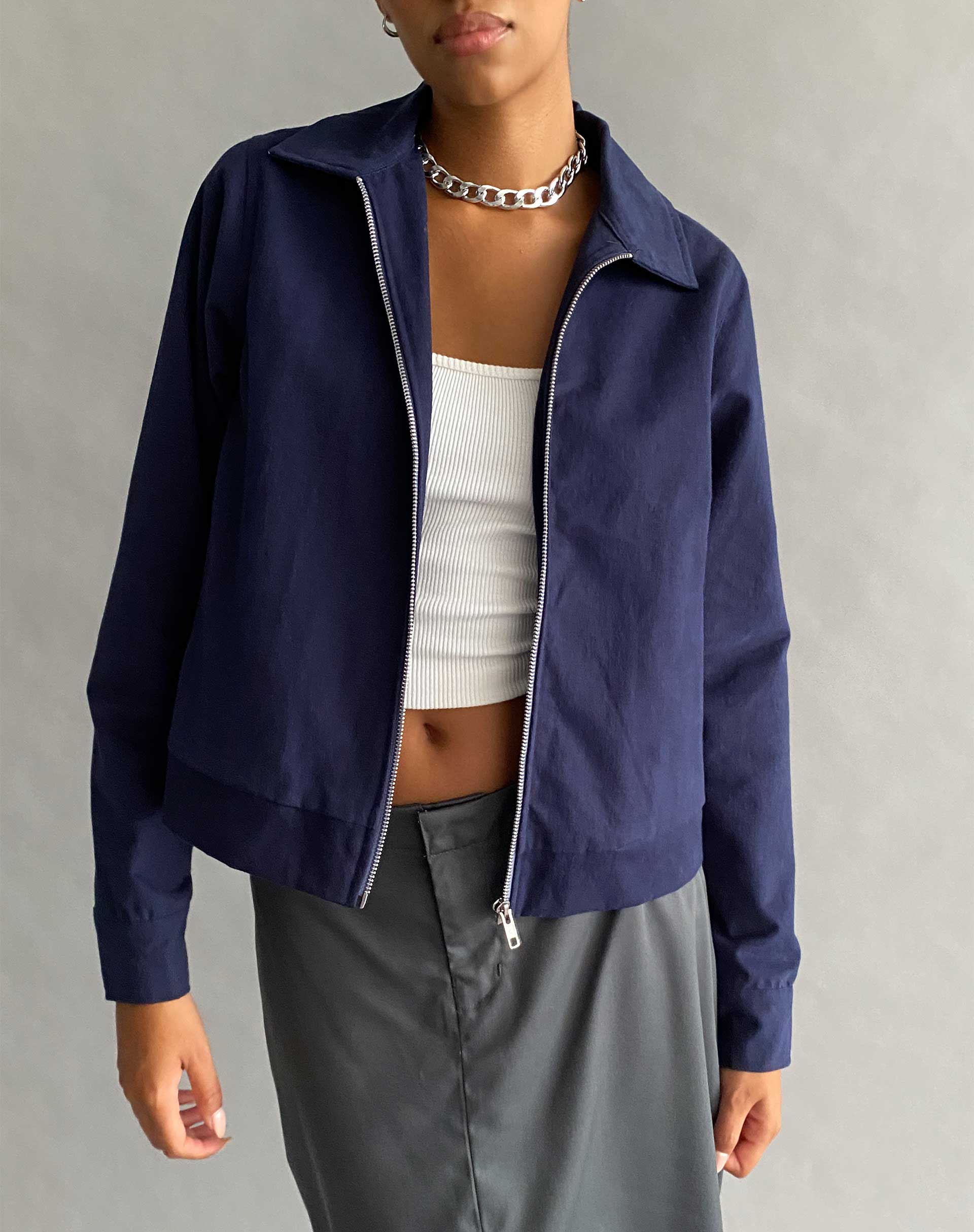 Tumbas Jacke in Marineblau