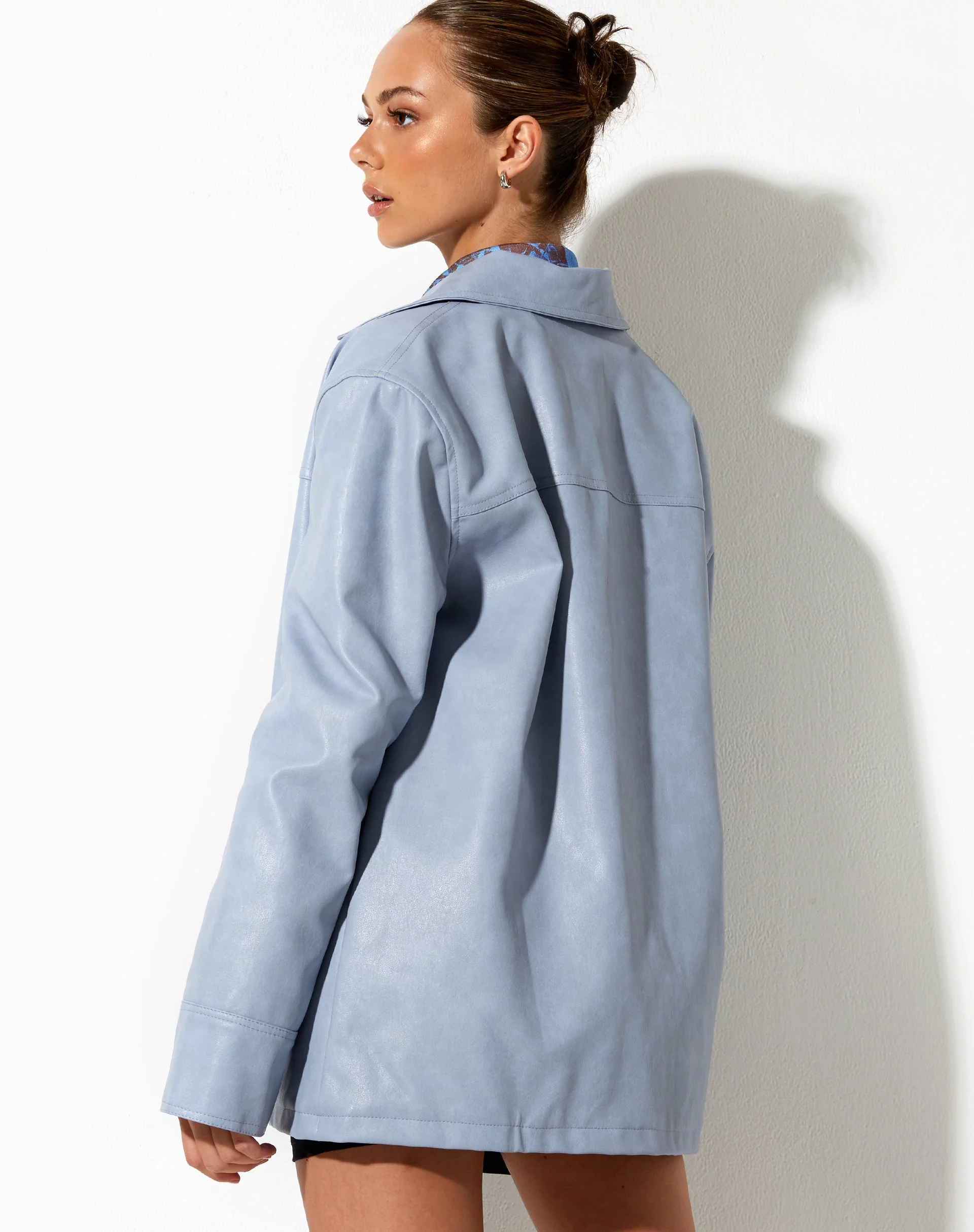 Walta Jacke in PU Puderblau - Image 4