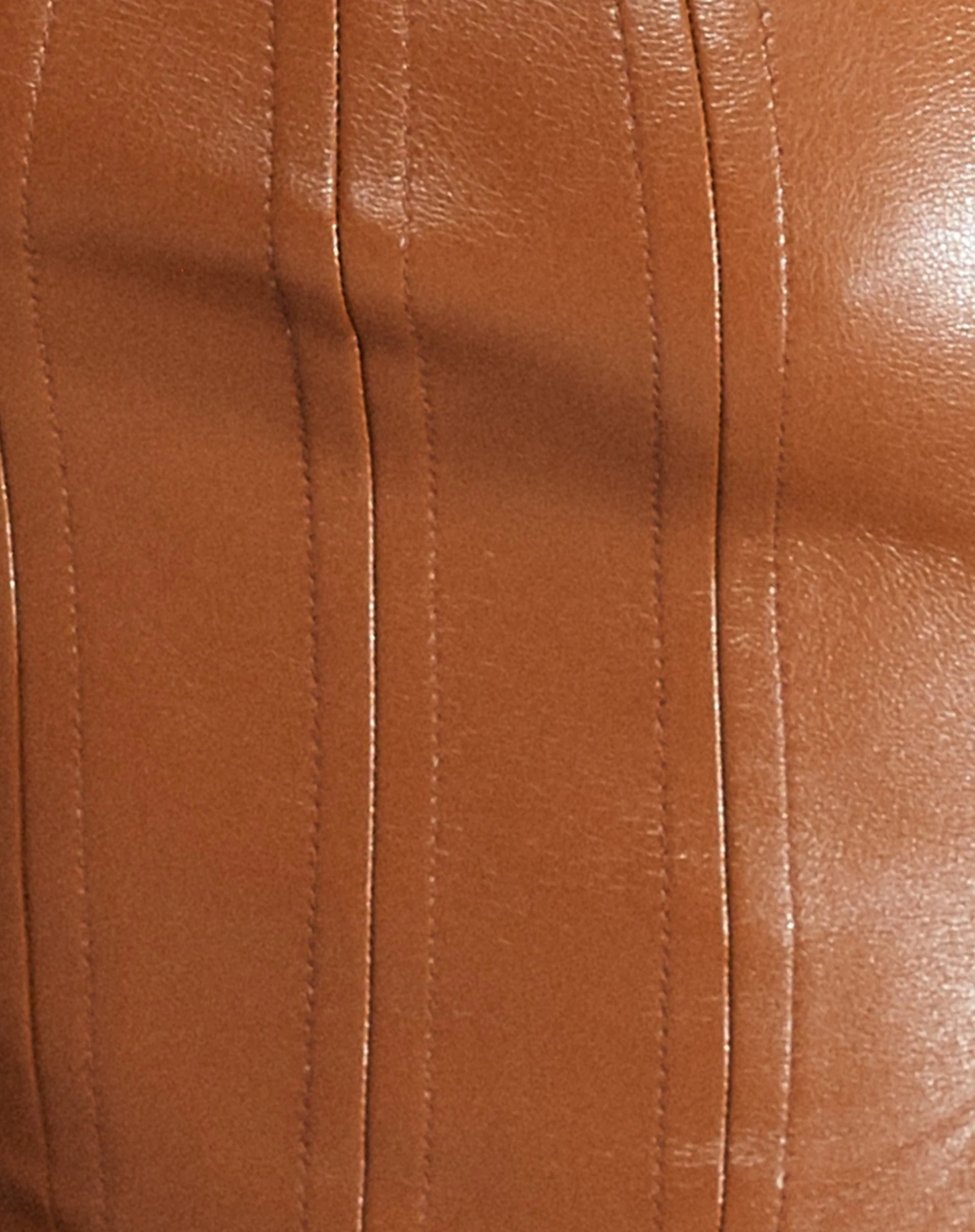 Wawi Crop Top in PU-Schokolade - Image 8