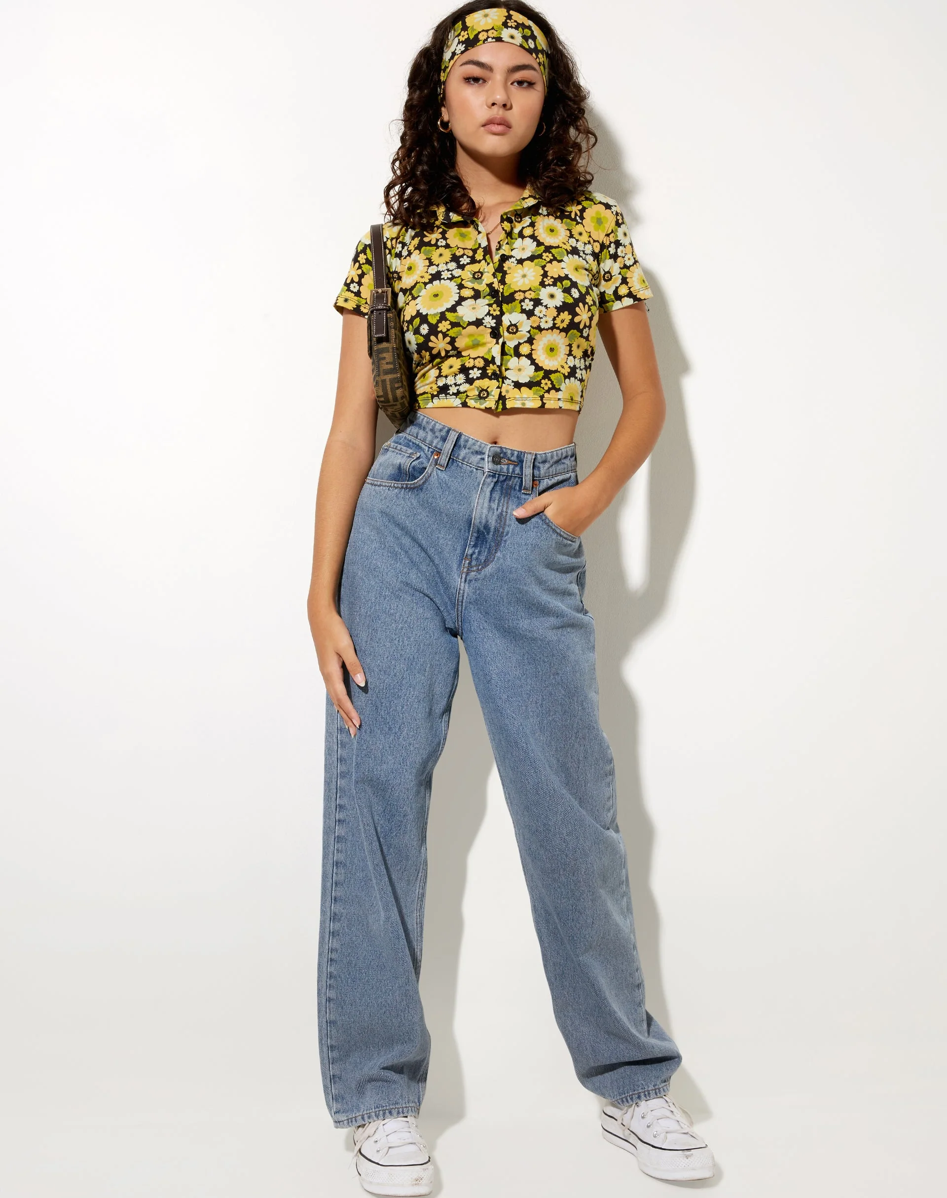 Wuma Cropped Shirt in Retro Floral - Image 3