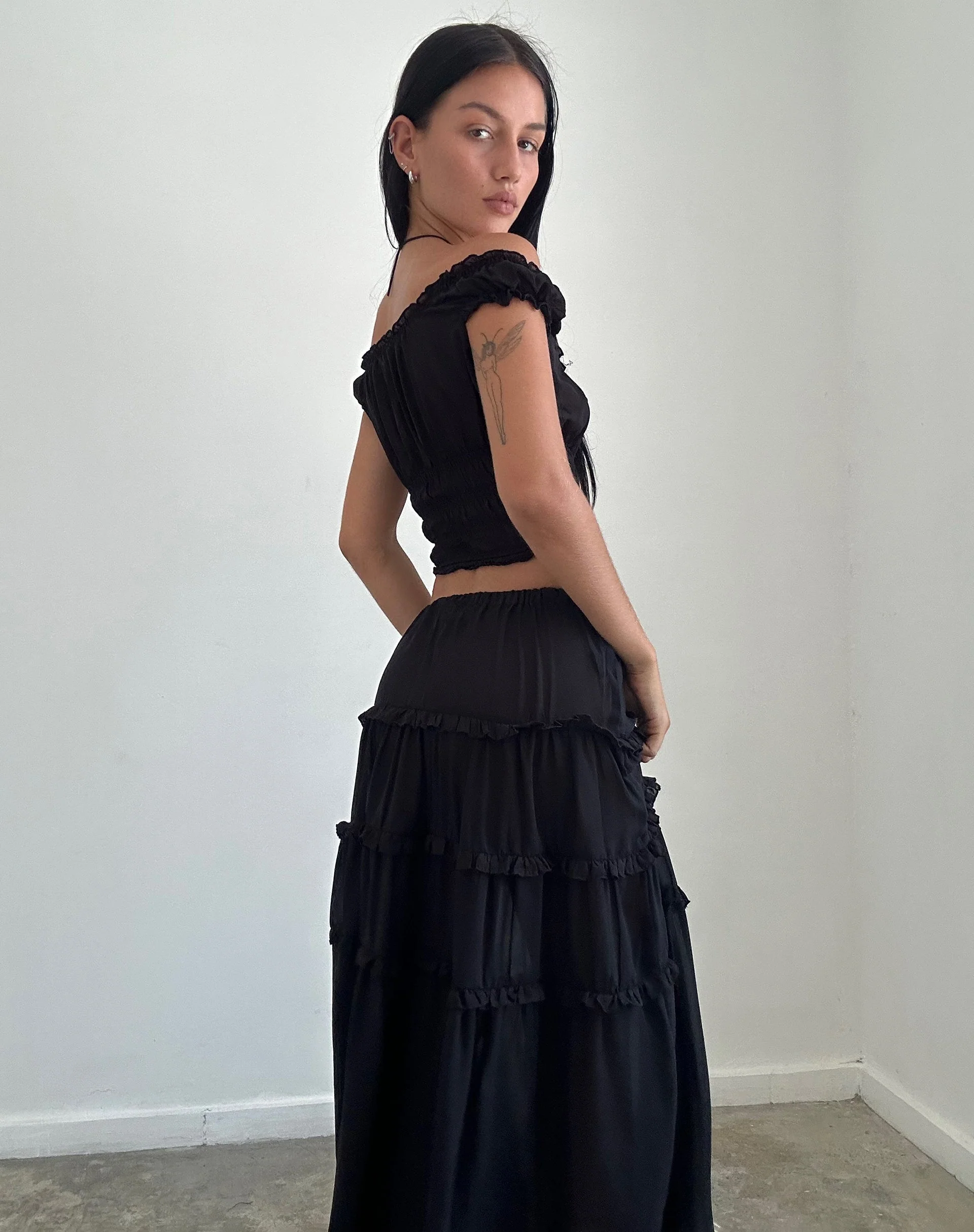 Xavi Gerafftes Bardot-Top aus Chiffon Schwarz - Image 5
