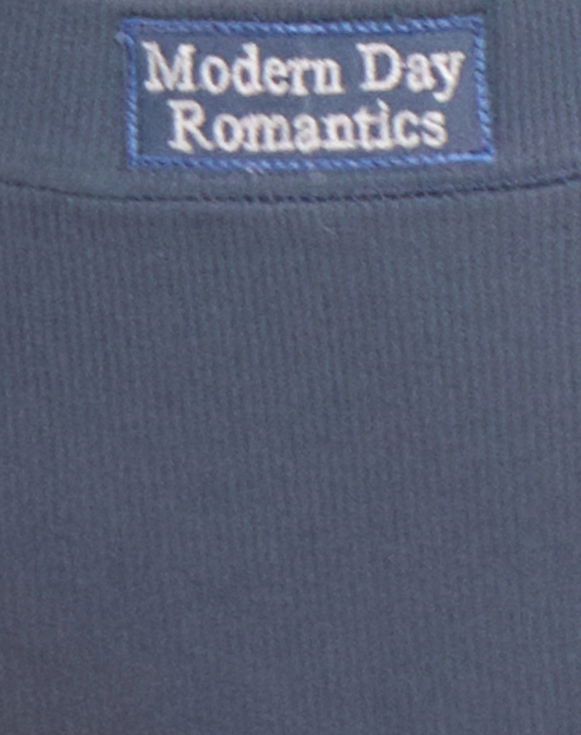 XEL-Hose aus verblichenem Denim Modern Day Romantics Label Embro - Image 5