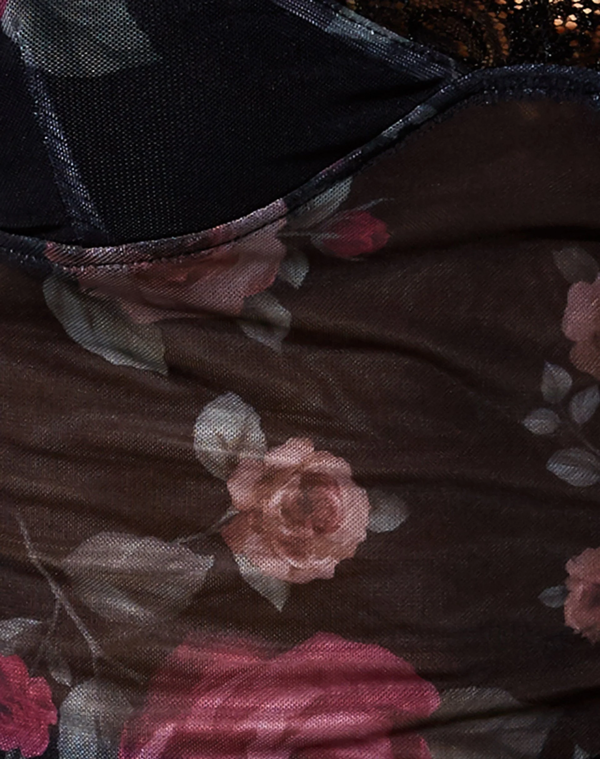 Yenika Crop Top in Gothic Rose mit Spitze - Image 5