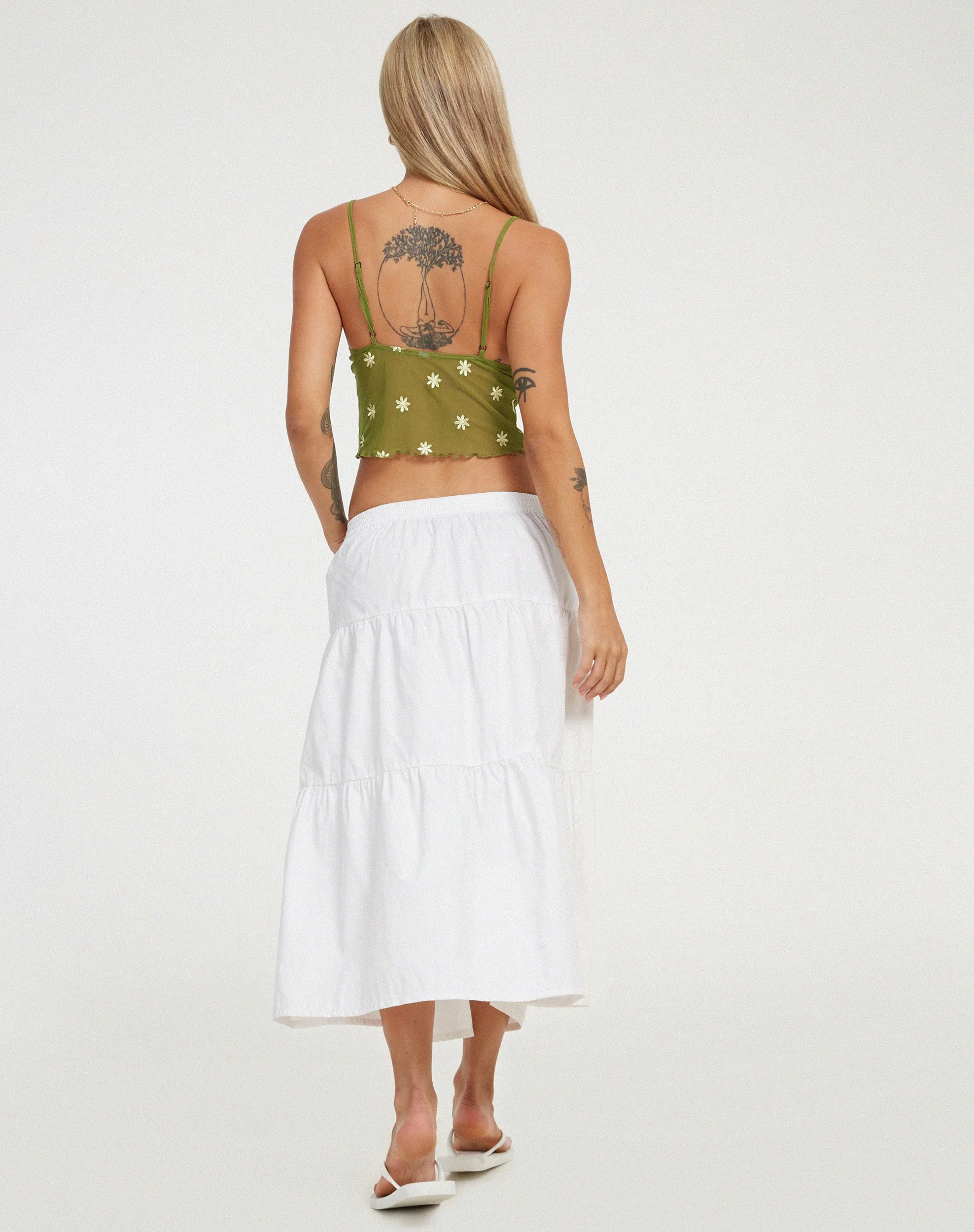Yenika Cami Top in Moosgrün Custard Daisy Embro - Image 4