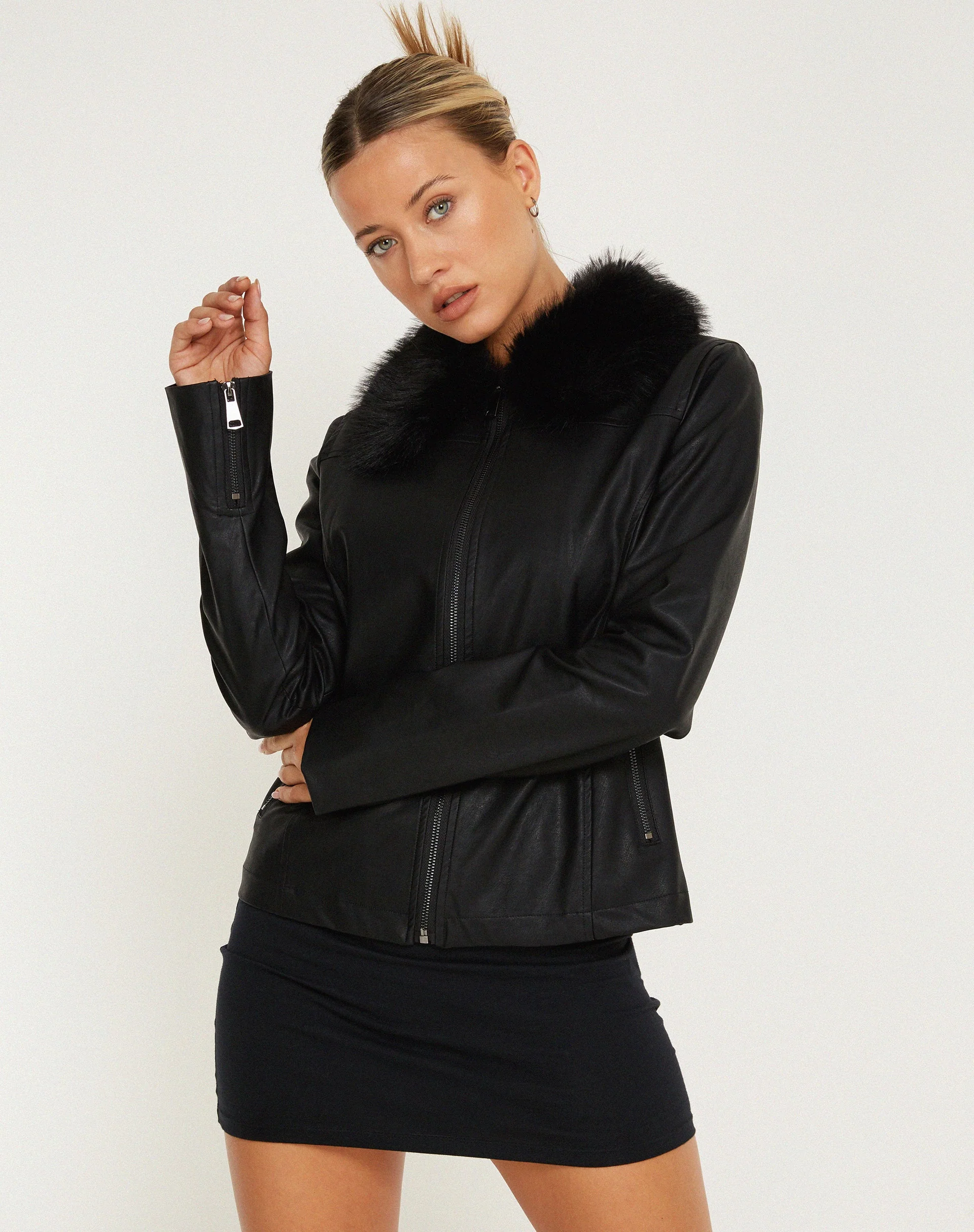 Yindo Zip Up Jacke in PU Schwarz - Image 2