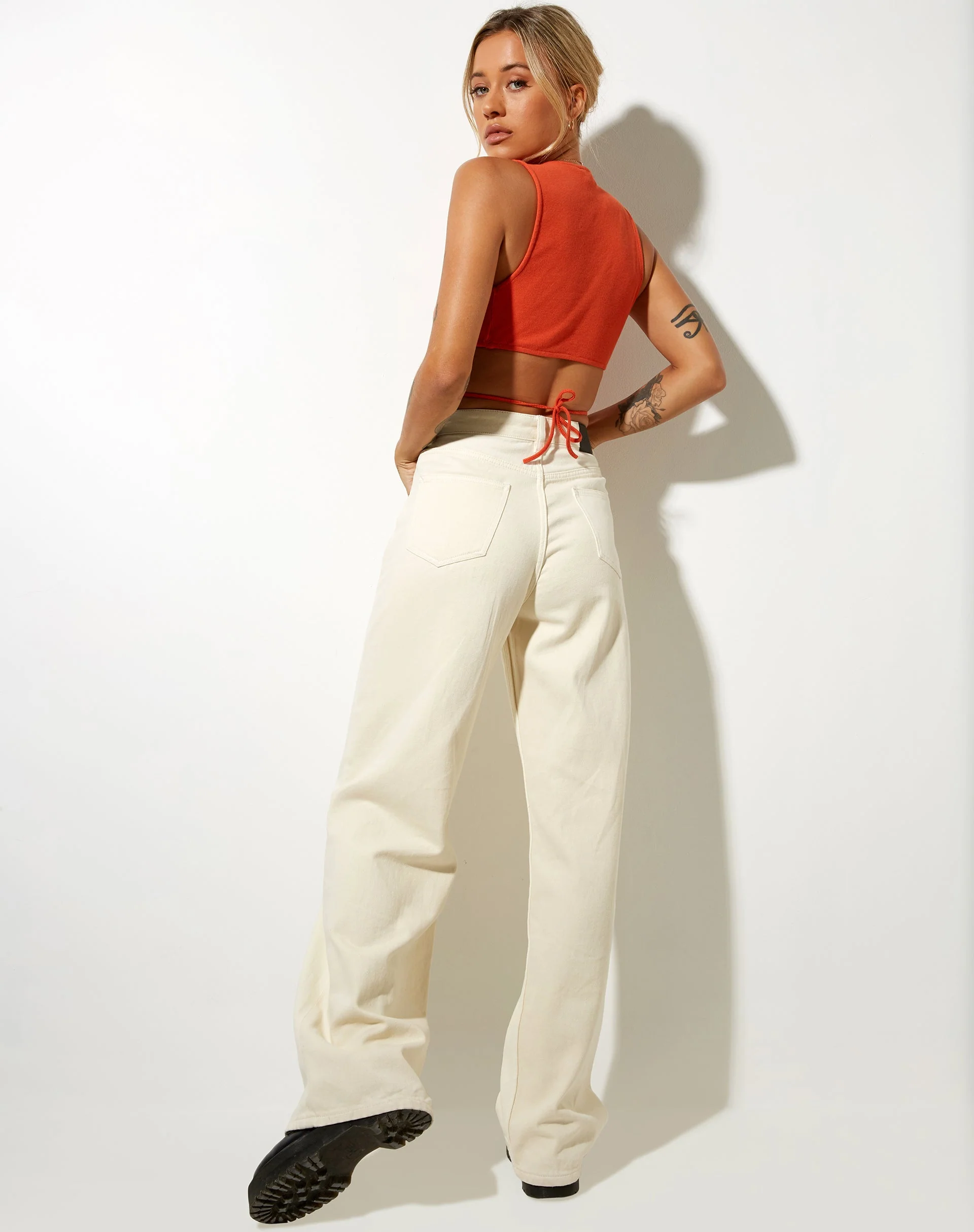 Yunda Crop Top in Rib Tangerine - Image 5