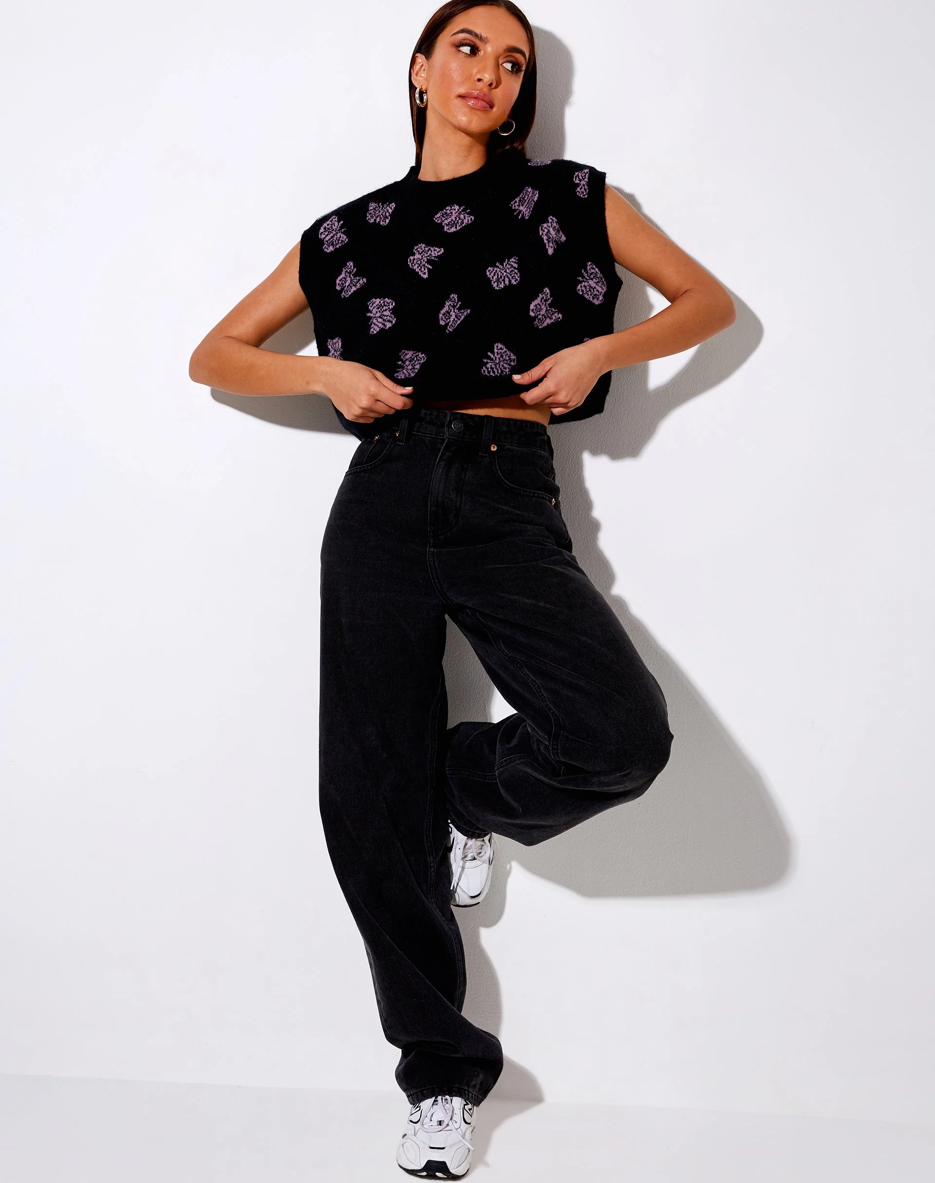 Zacha Pullover in Knit Butterfly Schwarz und Lila - Image 2