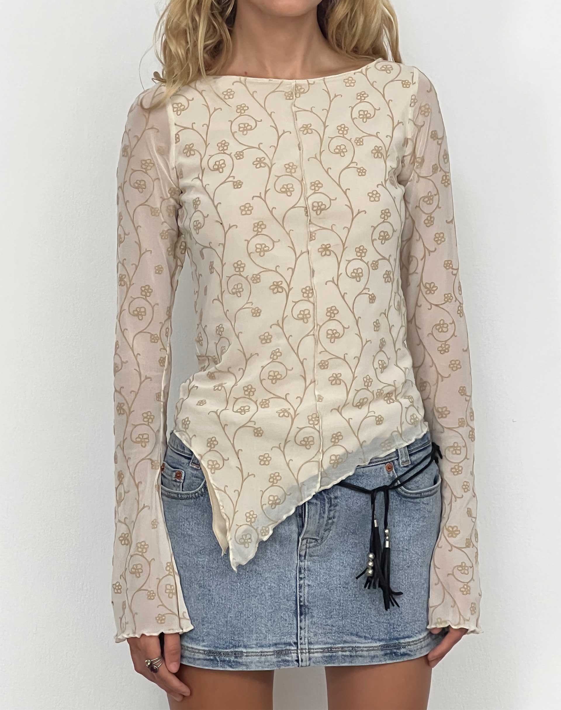 Zest Mesh Long Sleeve Top in Beige mit hellbraunem Flock