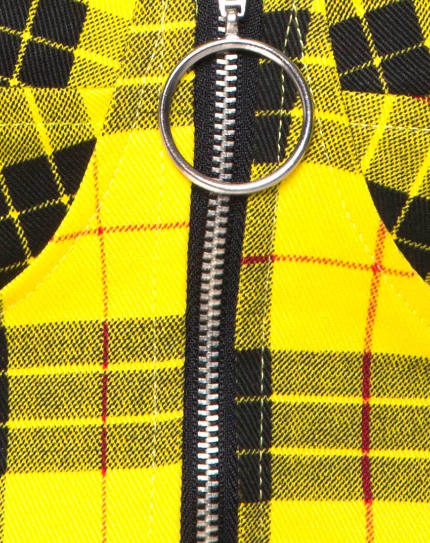 Zipshi Crop Top in Winter Plaid Gelb - Image 6