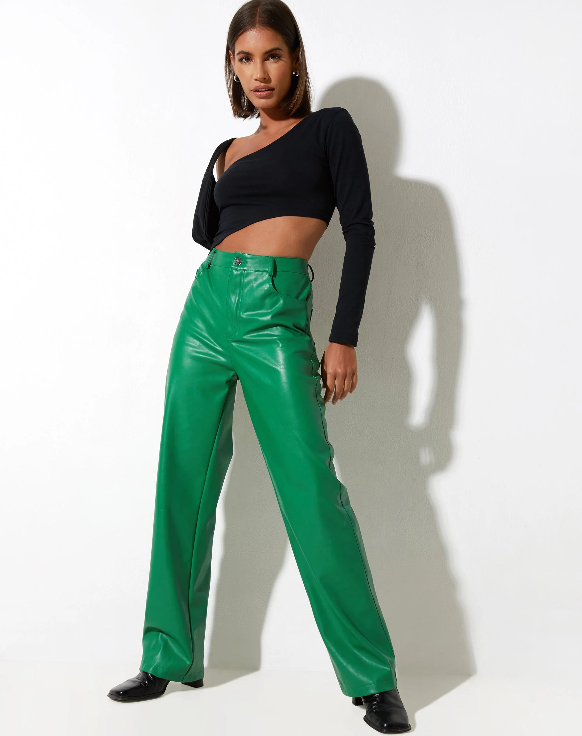 Zoka Lederhose in Pu Kelly Grün - Image 4