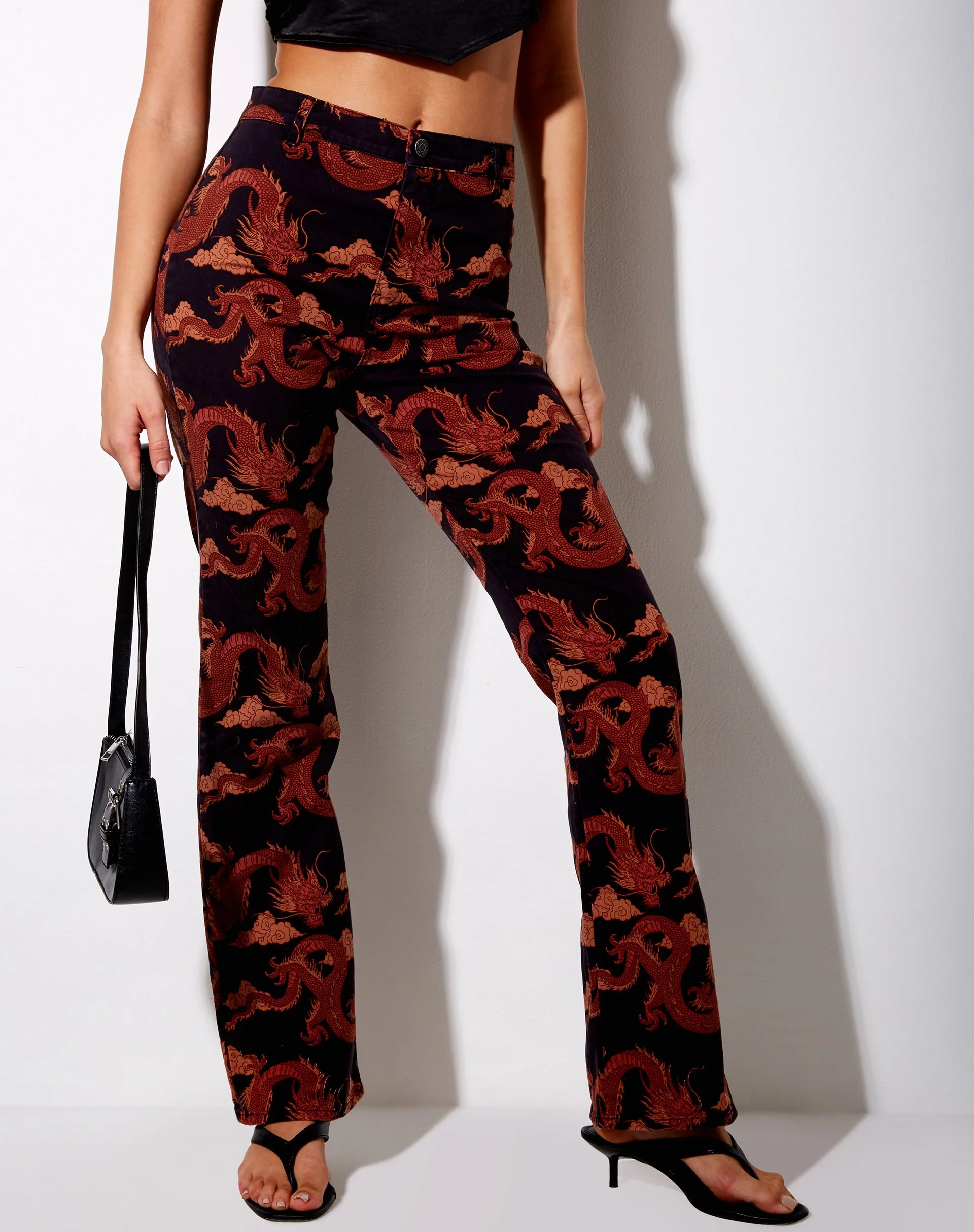 Zoven Schlaghose in Tonal Dragon Orange - Image 4