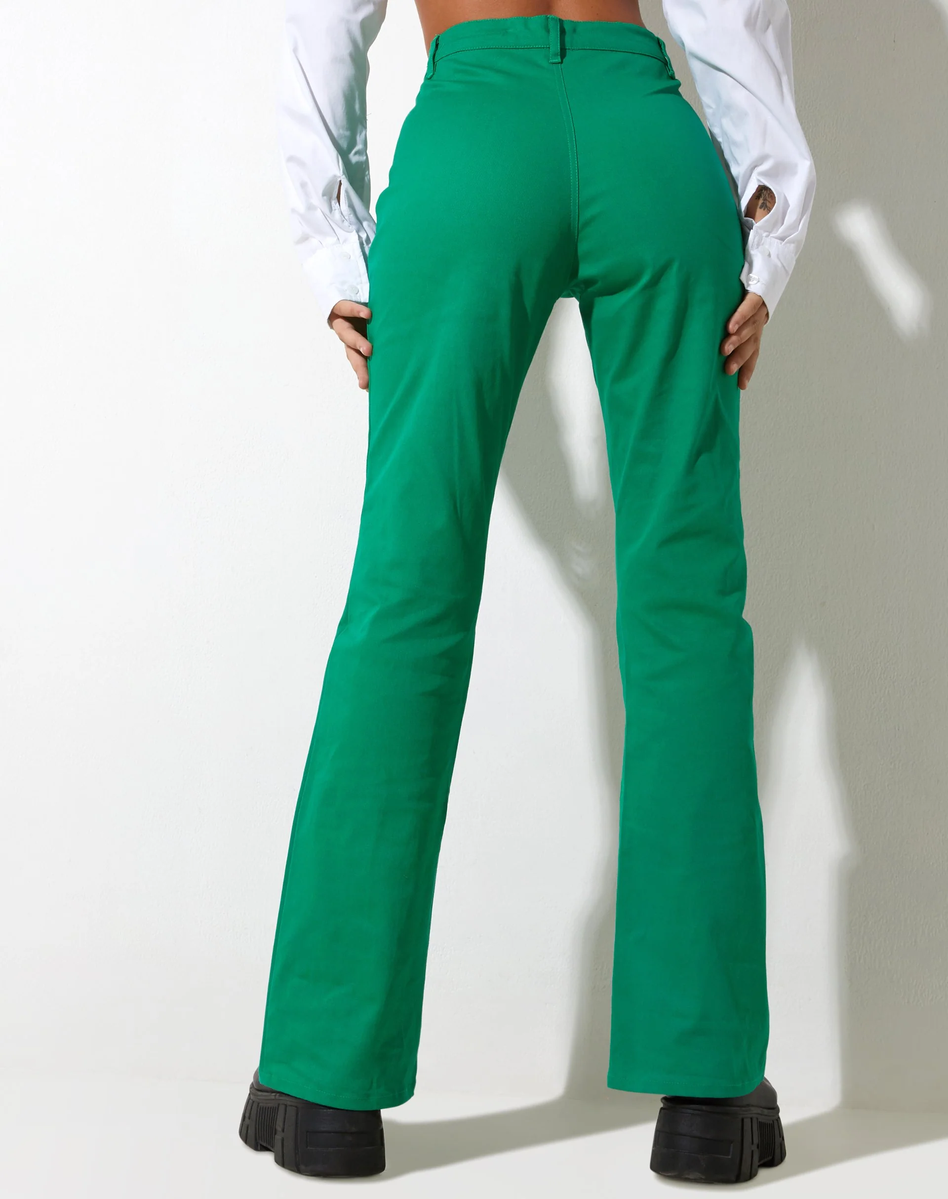 Zoven Schlaghosen aus Twill Blush Green - Image 2