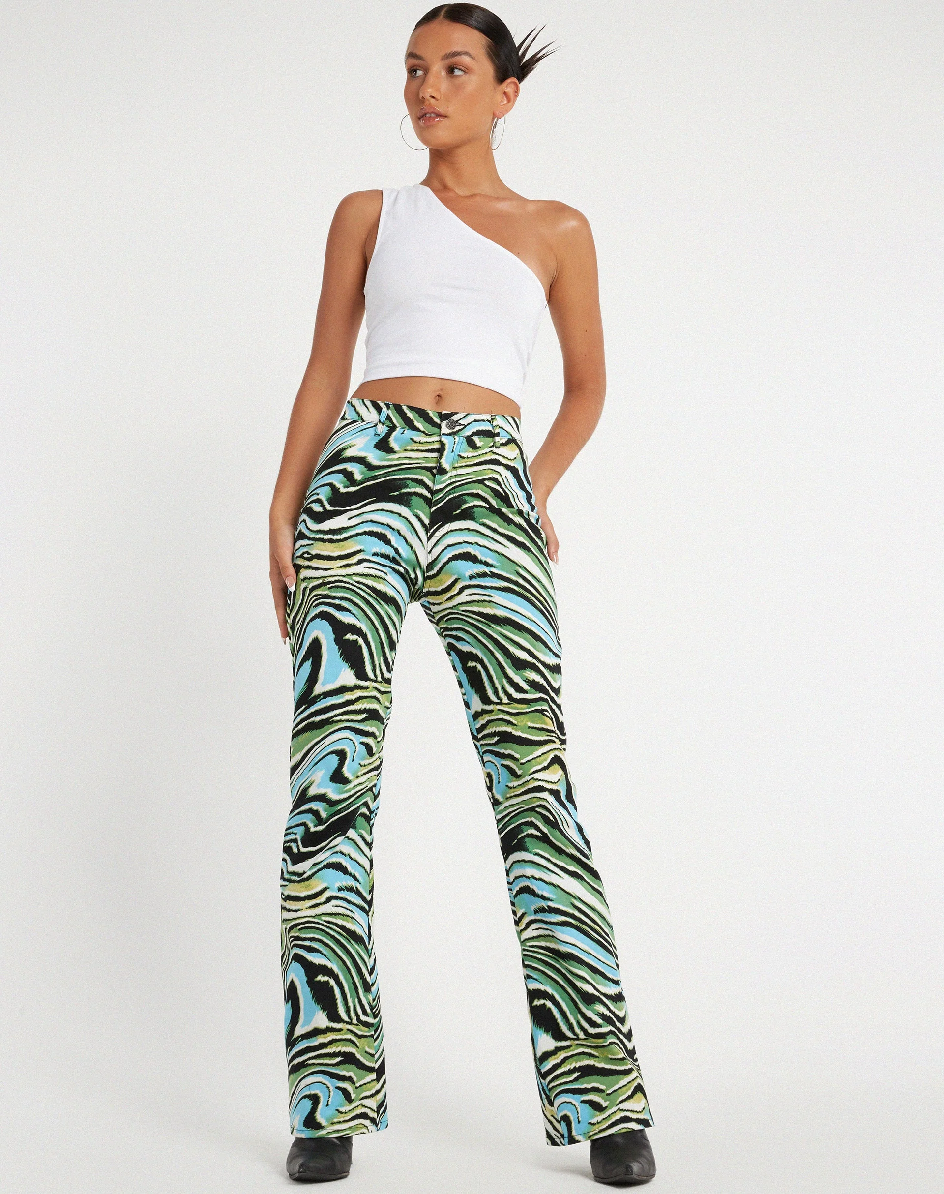 Zoven Schlaghose in Warped Zebra Blau - Image 5